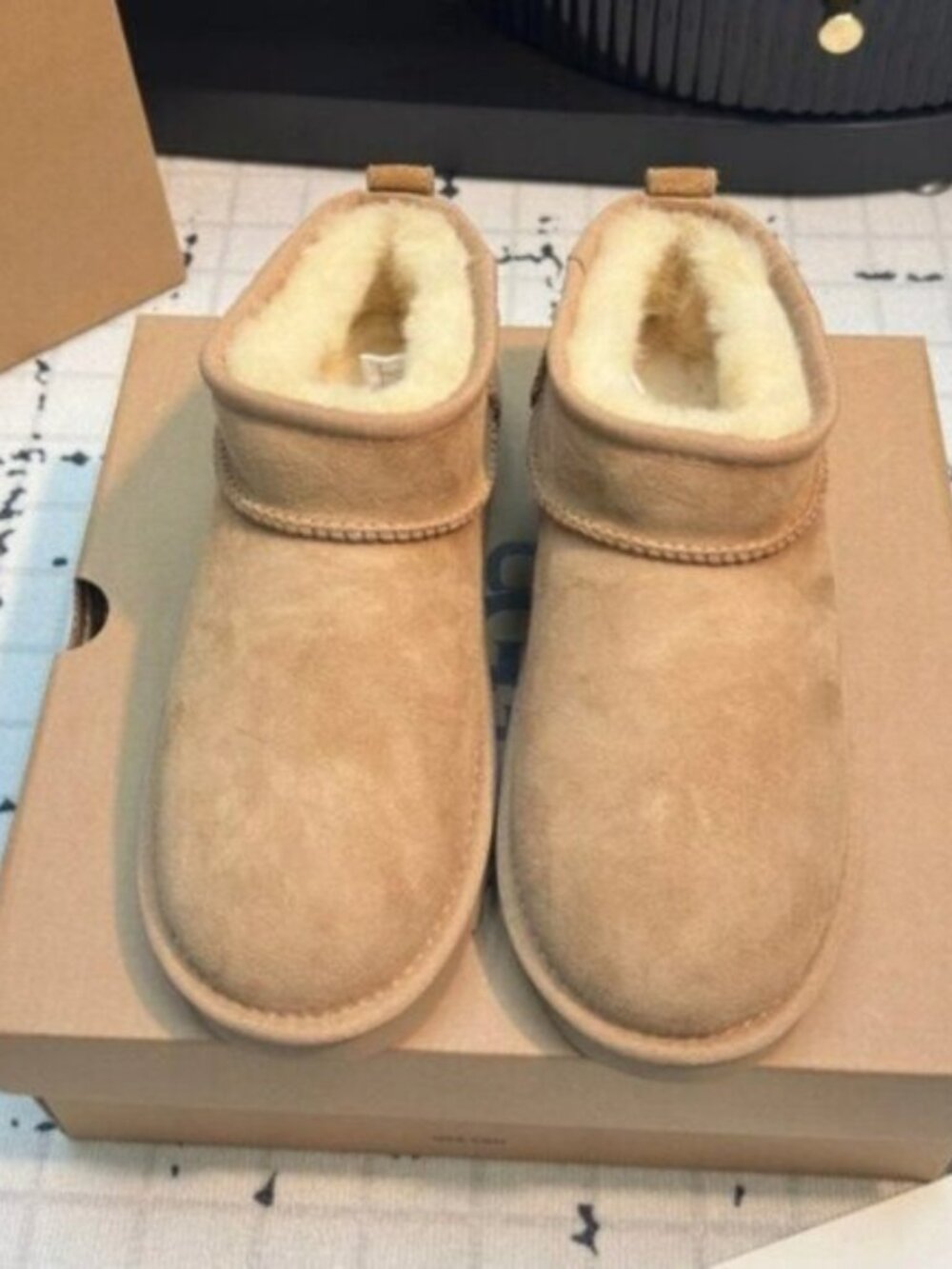 UGG Classic Ultra Mini Chestnut - Picture 3 of 7